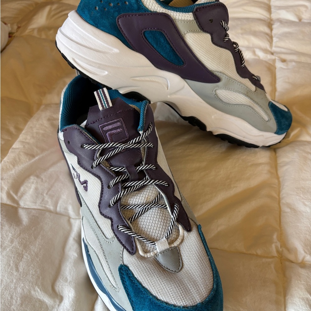 Fila Ray Tracer Teal and Purple Sneakers. Excellent condition, size 12